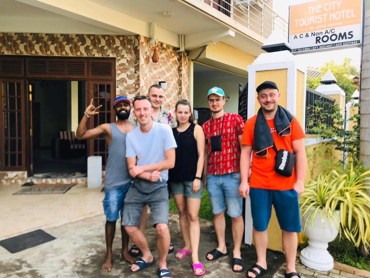 The City Tourist Hotel Anuradhapura Εξωτερικό φωτογραφία