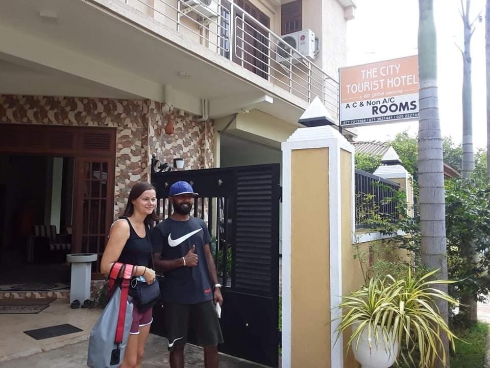 The City Tourist Hotel Anuradhapura Εξωτερικό φωτογραφία