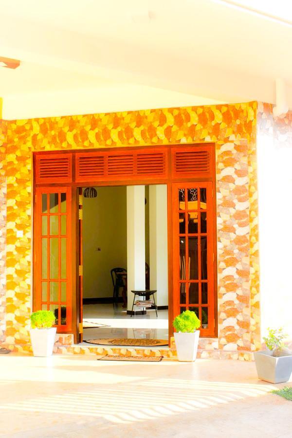 The City Tourist Hotel Anuradhapura Εξωτερικό φωτογραφία
